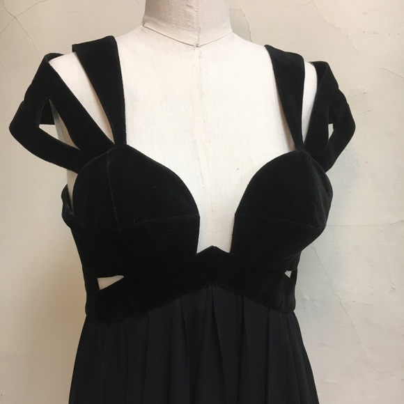 Thierry Mugler Evening Gown - Picture 10 of 14